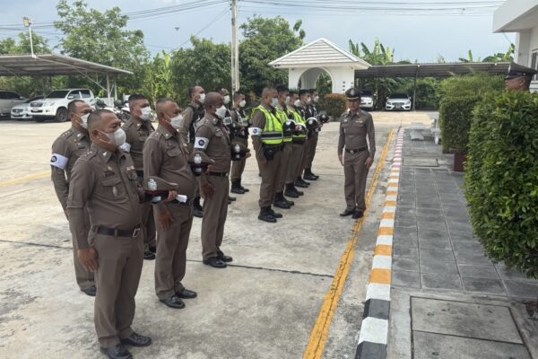 สภ.ดอนหัวฬ่อเรียกแถวเจ้าหน้าที่ ตรวจความพร้อมถวายความปลอดภัย-อำนวยการจราจรเส้นทางสำรอง มอเตอร์เวย์หมายเลข 7(1พ.ค.68)