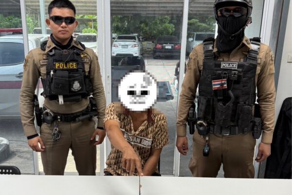 สภ.ดอนหัวฬ่อ จับกุมผู้ต้องหาครอบครองและเสพยาบ้า พร้อมของกลาง 4 เม็ด