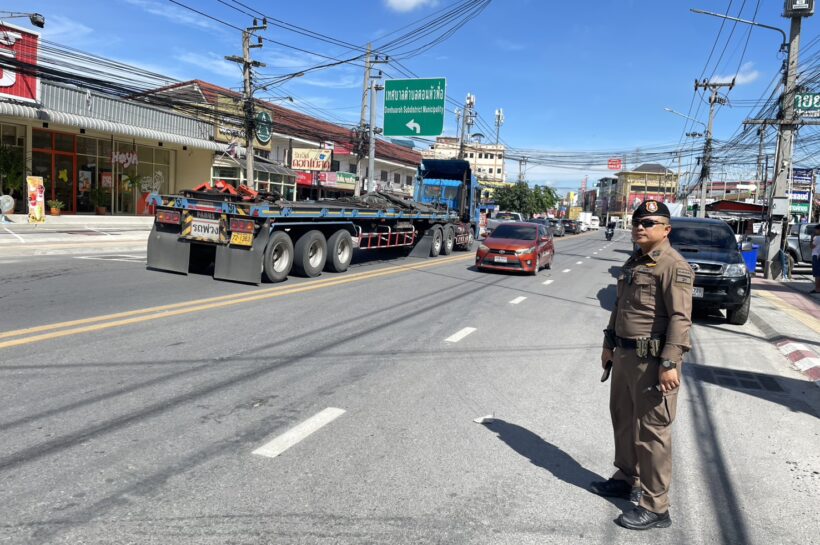 สภ.ดอนหัวฬ่อ ตรวจสภาพการจราจร บริเวณถนนดอนสัตตพงษ์ การจราจรอยู่ในระดับ 2–3